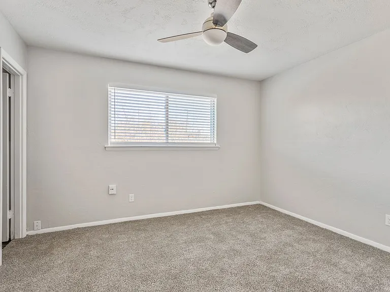Terraces at Nichols Hills Renovated Two-Bedrooms — Photo 30