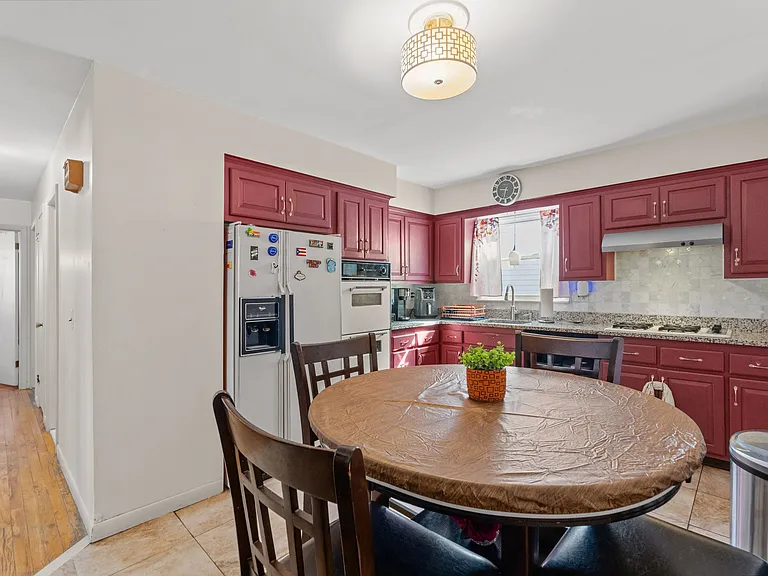 65 Miller Ave #1 — Photo 2