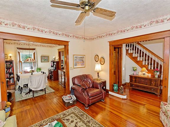 5th image of 11 Austain Ave
