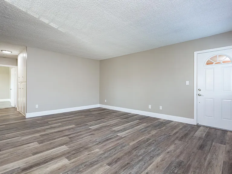 4833 Kansas St #110 — Photo 3