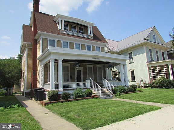 2nd image of 1207 Logan Ave