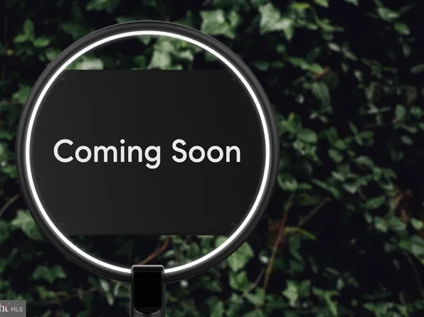 8 Slates End, Newark, DE 19702