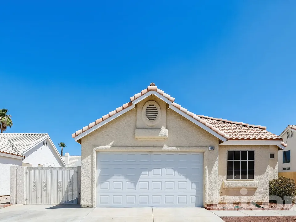 6310 Maxwood Ct