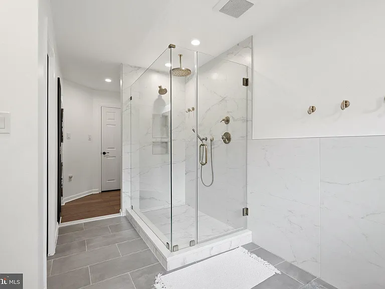 44218 Palladian Ct — Photo 45