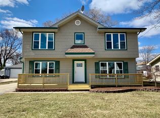 8328 Normandy Ave, Burbank, IL 60459