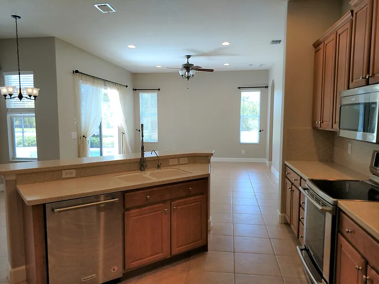 919 Scherer Way — Photo 28