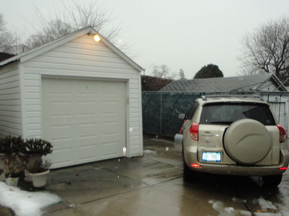 2nd image of 6450 60th Rd