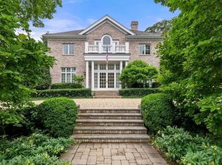 43 Bristol Rd, Wellesley, MA 02481