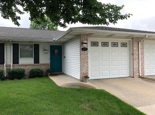 1222 Berkley Cir, Mishawaka, IN