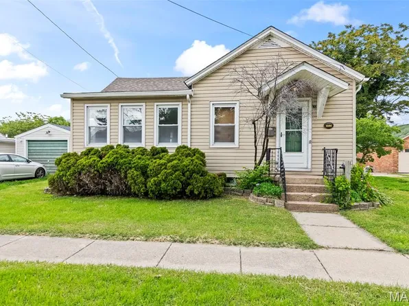 117 W Ferdon St, Litchfield, IL 62056