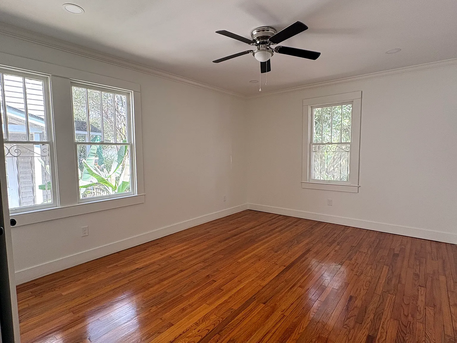 3 bed, 1239 sqft, $2,100 — Photo 3