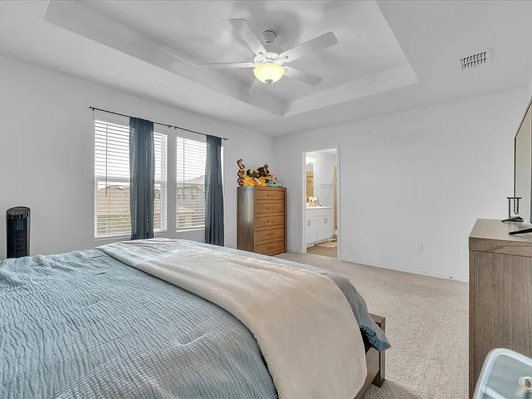 14152 Calderwood St — Photo 23