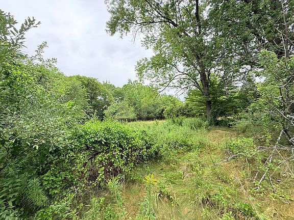5th image of 312 Pownal Road
