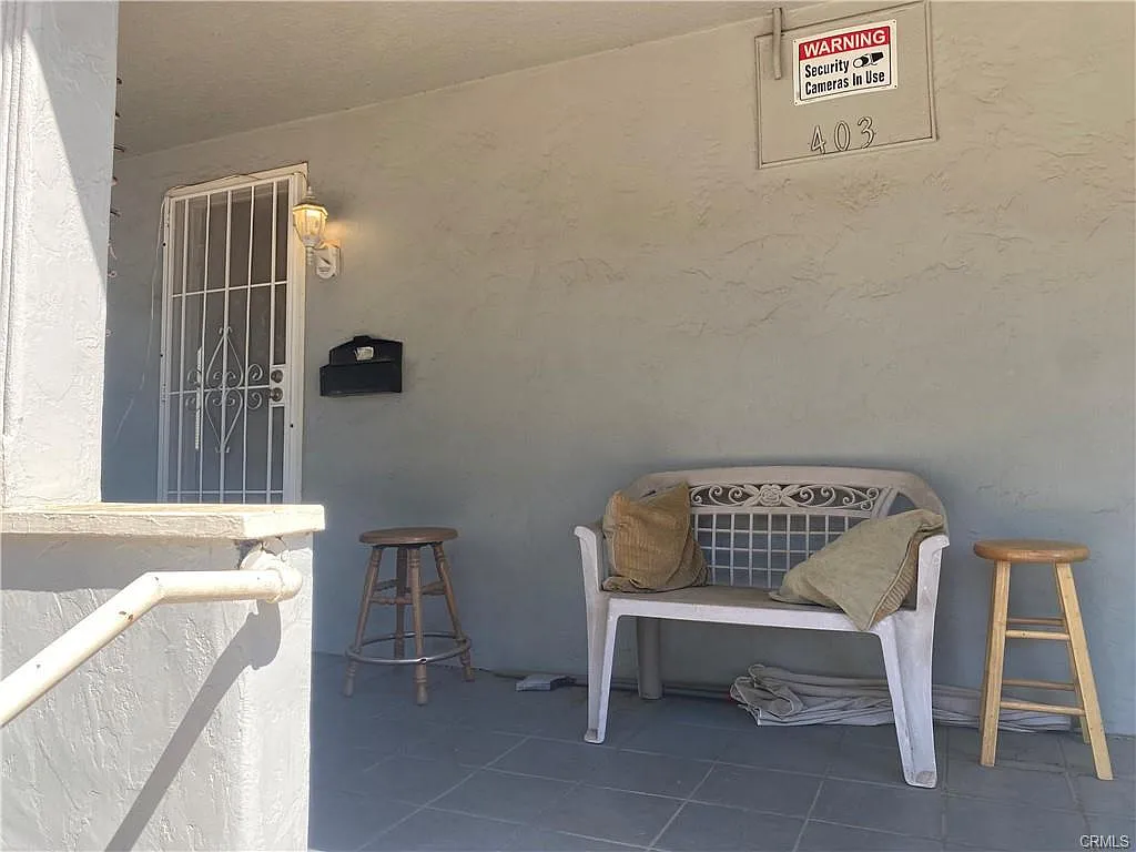 1 bed, 1098 sqft, $1,250 — Photo 4