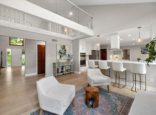 3427 E Dobson Pl, Ann Arbor, MI 48105