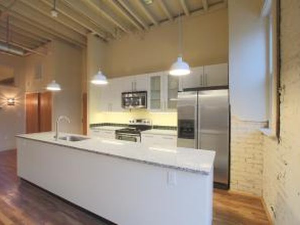 1300 Main St #201