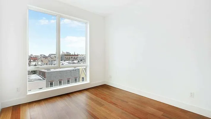 Rented by Nooklyn NYC LLC | media 69