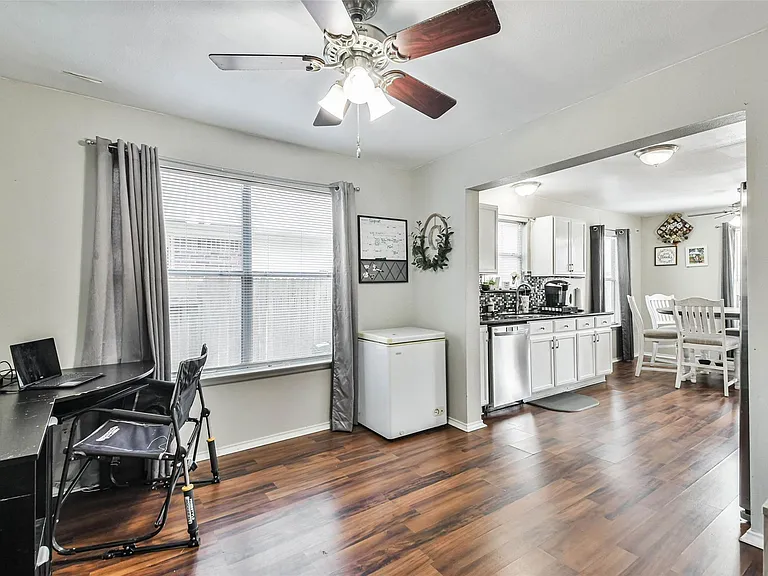 11735 Pebble Sands Dr — Photo 14