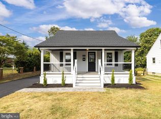 8428 Arbutus Rd, Pasadena, MD 21122