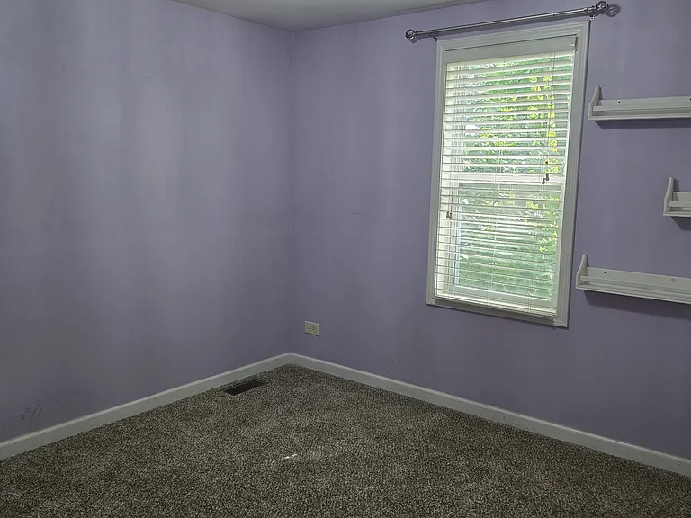 231 Oakdale Ave — Photo 8