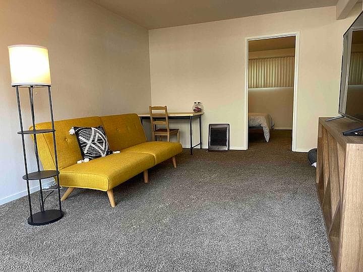 1st image of 1452 El Camino Real APT 4