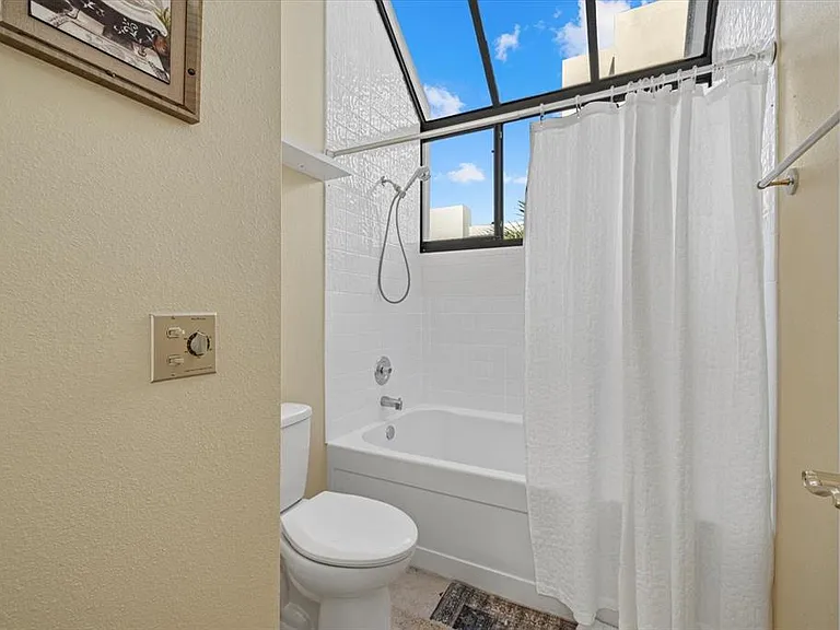 2012 Harbourside Dr #2102 — Photo 22