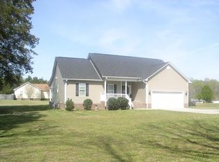 115 Green Meadow Ln, Henderson, NC 27537