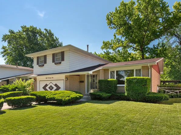 825 Riverview Dr, South Holland, IL 60473