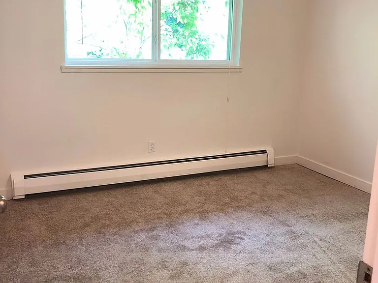 2200 Canyon — Photo 5