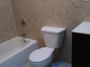 7905 Myrtle Ave, Ridgewood, NY 11385