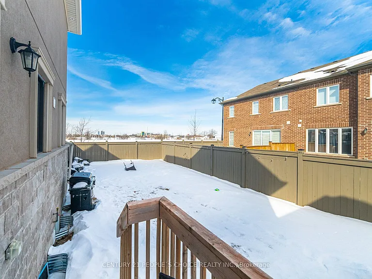 744 E Kennedy Cir W #UPPER — Photo 44