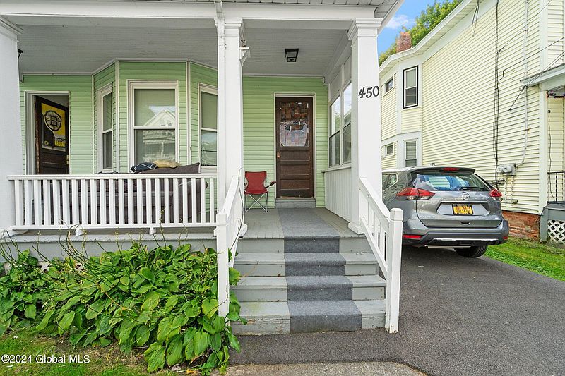 2nd image of 448 /450 Morris Street