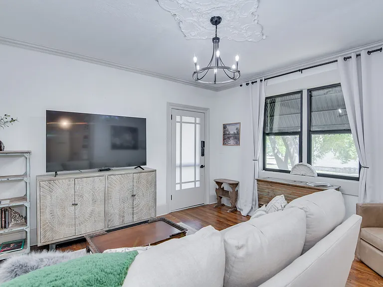 2208 Central Ave #2 — Photo 7