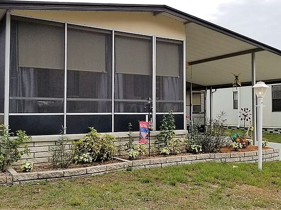 4th image of 121 Robert James Dr