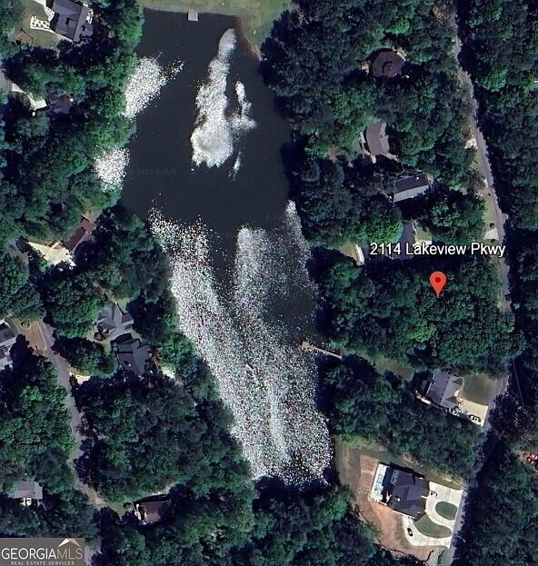 2nd image of 2114 Lakeview Pkwy