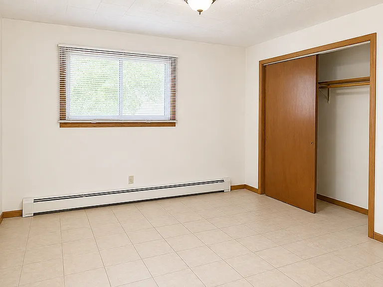 535 N Main St #6 — Photo 4