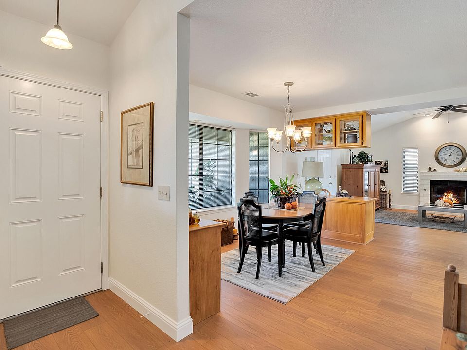 2825 Howard Dr, Redding, CA 96001 Zillow