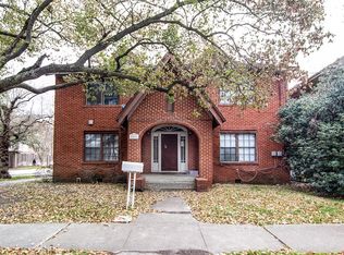 2401 Driscoll St APT 3, Houston, TX 77019