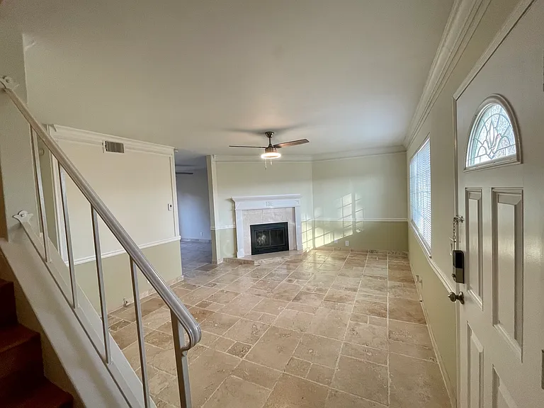 9778 Charing Cross Dr — Photo 8
