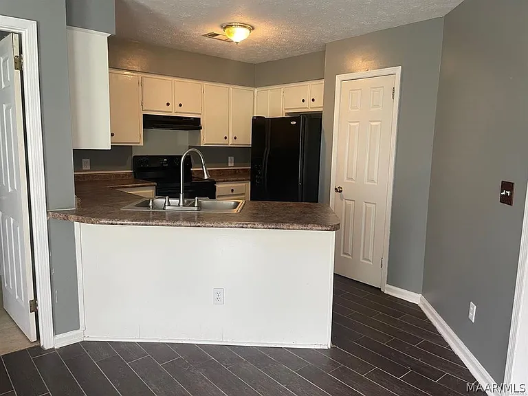 6605 Denham Ct — Photo 7