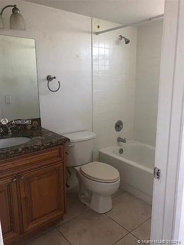 1461 Windorah Way #E — Photo 7