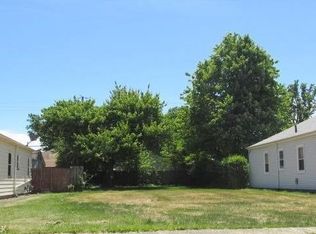 911 Dawnwood Dr, Parma, OH