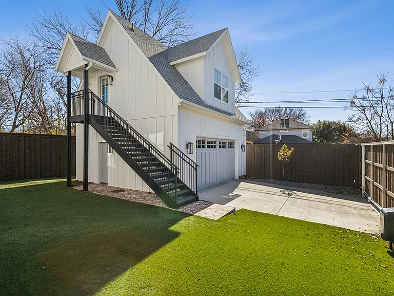 Studio apartment with garage below