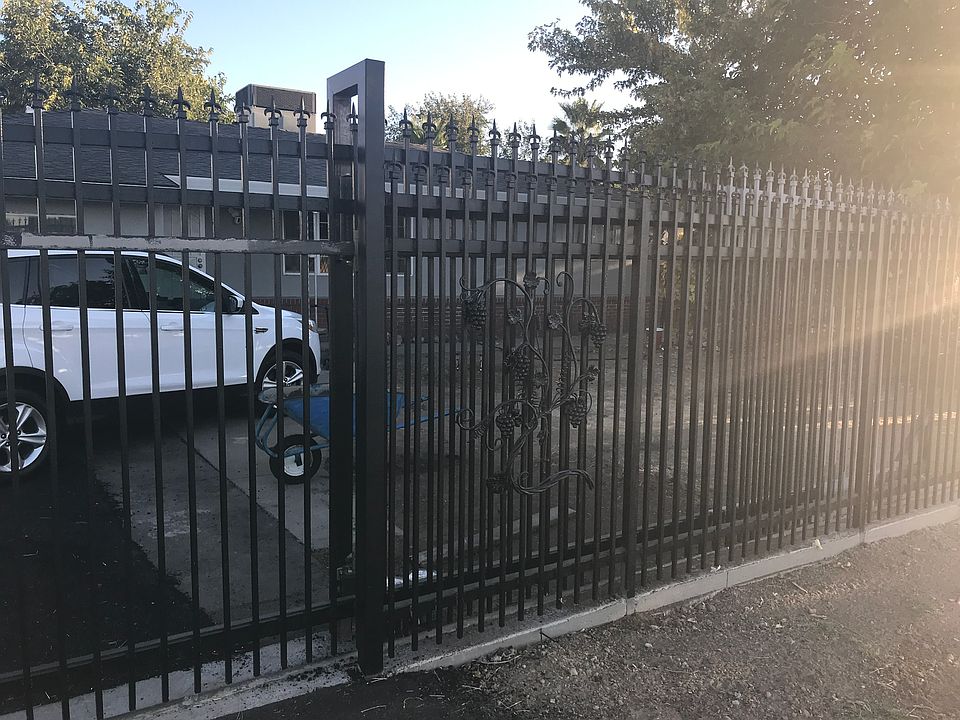 2nd image of 2327 I St