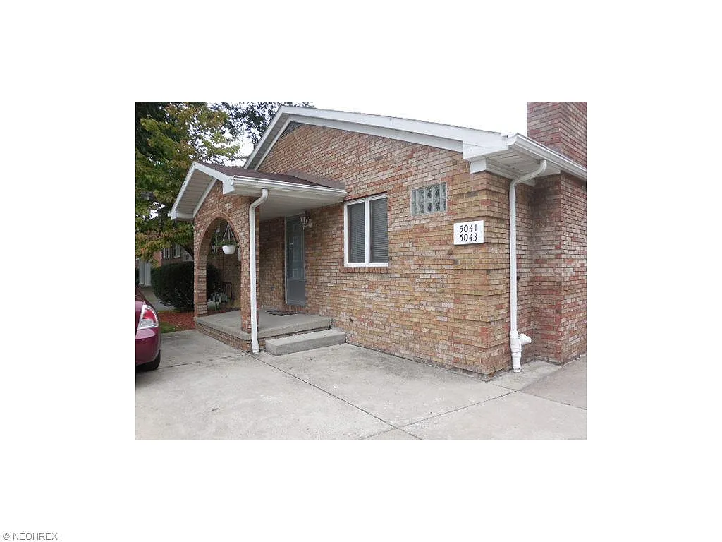5041 Forest Park Pl #5043 photo 1