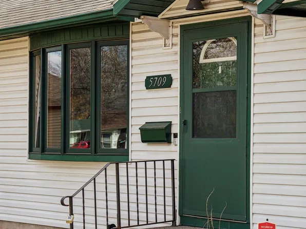 5709 Wilshire Blvd, Crystal, MN 55429