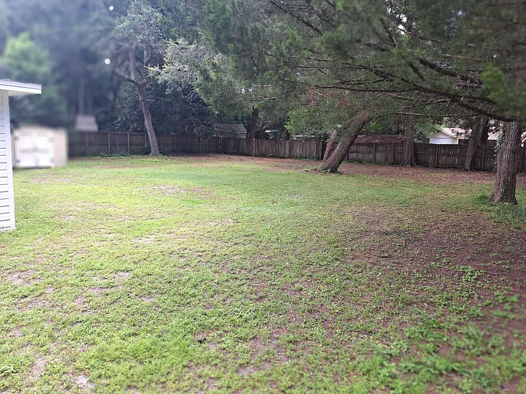 Huge Back Yard!