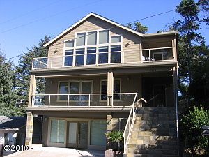 1st image of 2914 NW Oar Ave