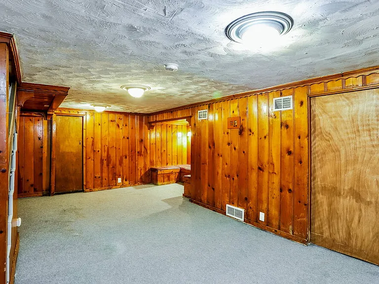 7520 Eunice Ave — Photo 15