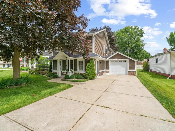 9104 Northern Ave, Plymouth, MI 48170